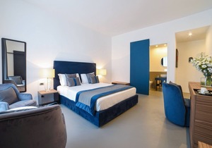 Blue deluxe room 5 - 133