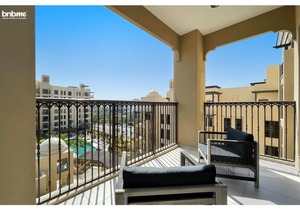 bnbmehomes - Elegant Pool View - 2BR Apartment - 607