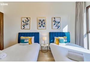 bnbmehomes - Elegant Pool View - 2BR Apartment - 607