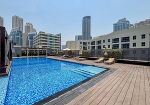 Bright & Stylish Studio w/Amazing Marina Views!