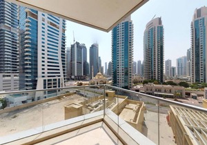 Captivating Two Bedroom in the Marina