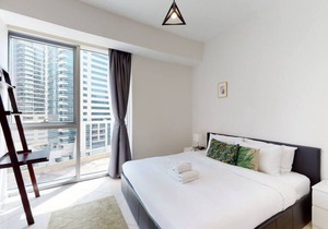 Captivating Two Bedroom in the Marina