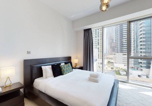 Captivating Two Bedroom in the Marina