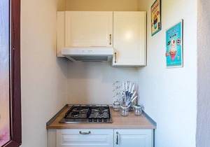 Casa Iorana E: A characteristic and welcoming apartment located right on the beach, with Free WI-FI.
