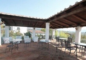 Casa Nocciola B, fully refundable with voucher*: A graceful two-story apartment surrounded by the greenery.