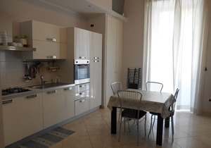 Central Apartment 100 m from the sea "MERGELLINA"