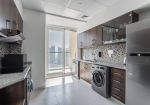 Charming Marina Views Home Steps From The Beach