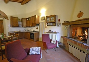 City/Village Apartment in Cortona with 2 bedrooms sleeps 6