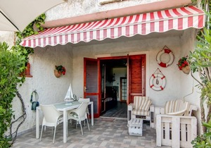 Comfy holiday home in San Nicola Arcella with garden