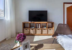 Cozy 1BR in Landscaped Community, Motor City