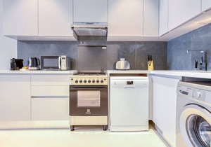 Deluxe 1BR in the Heart of Business Bay