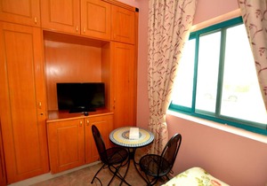 Dubai Youth Hotel
