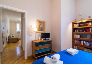 Elegant Flat at Municipio by Napoliapartments
