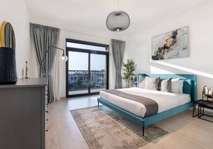 Exclusive Seaview 3BR Roof Terrace Apt with Scenic Views of Burj alArab