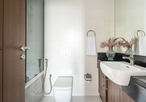 Gorgeous 2BR Apt with Incredible Marina Views!
