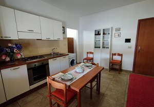 Ground floor apartment 100 m from the sea