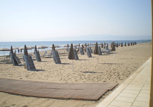 Ground floor apartment 100 m from the sea
