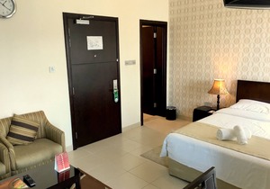 High-End Studio Apt. Near Mall of The Emirates