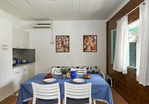 Holiday Home Bungalow in legno by Interhome