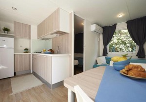 Holiday Home Maxi Caravan Ischia by Interhome