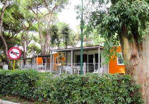 Holiday Home Maxi Caravan Ischia by Interhome