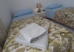 Holiday home with pool area, air conditioning, internet access and washing machine