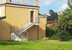 Holiday home with pool area, air conditioning, internet access and washing machine