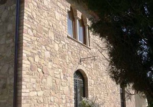 Holiday apartment with pool, garden and air conditioning