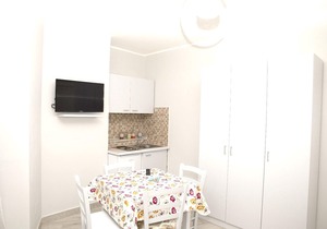 Homerez last minute deal - Amazing apartment in Napoli and Wifi