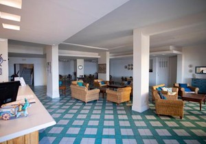 Hotel Baia Di Puolo