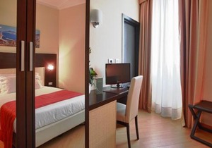 Hotel Naples