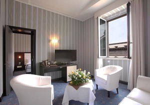 Hotel Naples
