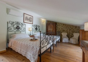Il Bacio, Monte San Savino, Arezzo and Cortona