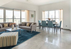 Impressive 2BR Apt with Mesmerizing Marina Views!