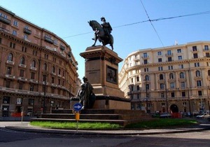 International Naples