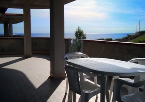 Apartment near the sea, exceptional view, free Wi-Fi, parking