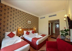 Jonrad Suites - Suite 5