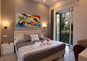KING HOME Royal Gardens B&B