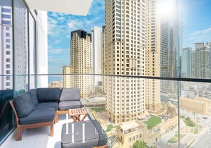 LUX Contemporary Suite with Full Marina View 6