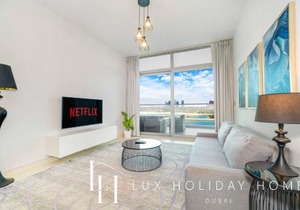 LUX - Opulent Island Suite Burj Khalifa View 1