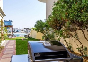 Luxurious 6 bedrooms Villa in Palm Jumeirah