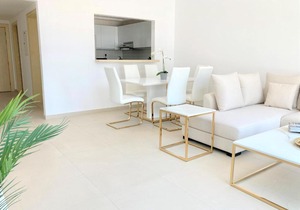 Luxurious stay at the Walk JBR