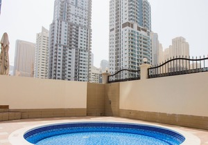 Modern 01 BR Apartment in Marina Diamond 1- Dubai Marina