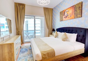 Modern 01 BR Apartment in Marina Diamond 1- Dubai Marina
