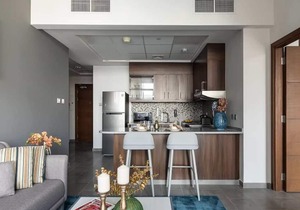 Modern 1BR Apartment with Marina Views!