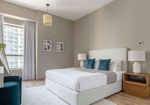 Modern 2BR Apt with Stunning Marina Views!