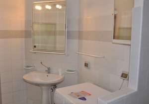 NAPLES CENTER APARTMENT