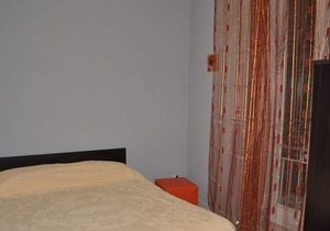 NAPLES CENTER APARTMENT