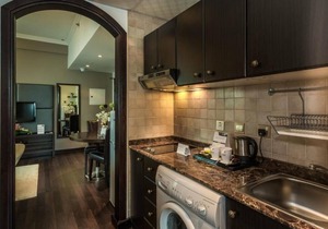 One Bedroom Apartment Near Internet Metro By Luxury Bookings