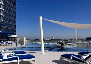 One Bedroom Apartment Near The Media Lounge Palm